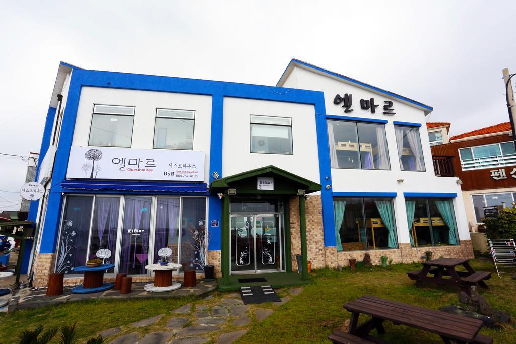 Haevichi Elmar Guesthouse Seogwipo Exterior foto